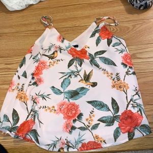 Nice tank top. flowy. forever 21 size small